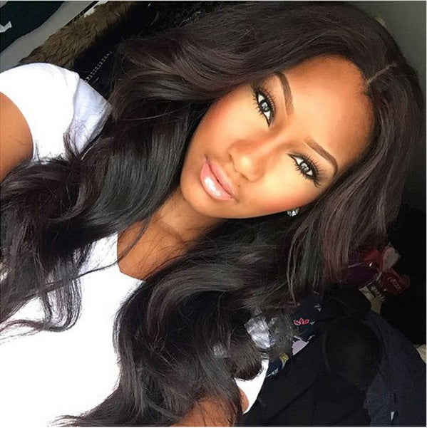 Fashionable Black Long Wavy Wig for Women (Middle Part)