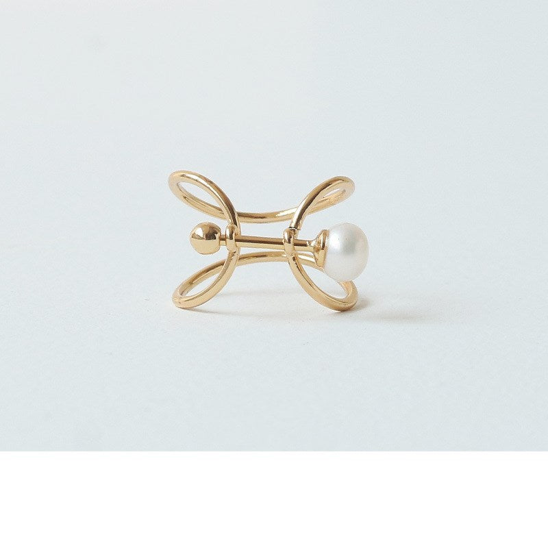 Geometric Pearl Ring with Minimalist Design for Women